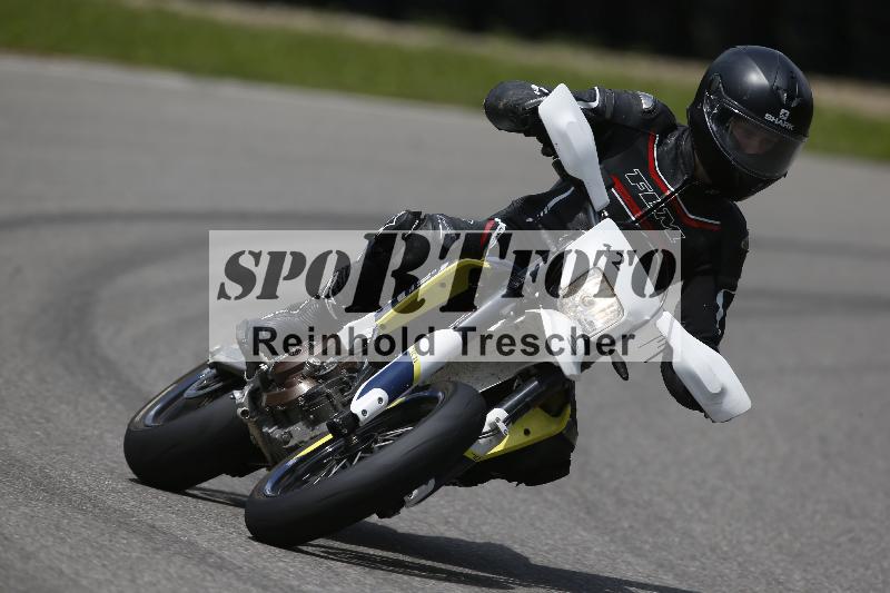 /Archiv-2024/29 12.06.2024 MOTO.CH Track Day ADR/Gruppe blau/12